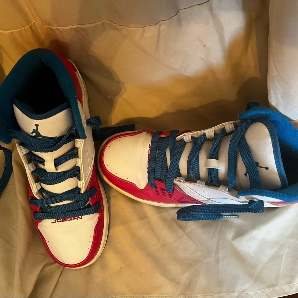 Nike Kids White & Pink Basketball Sneakers with Blue Accents